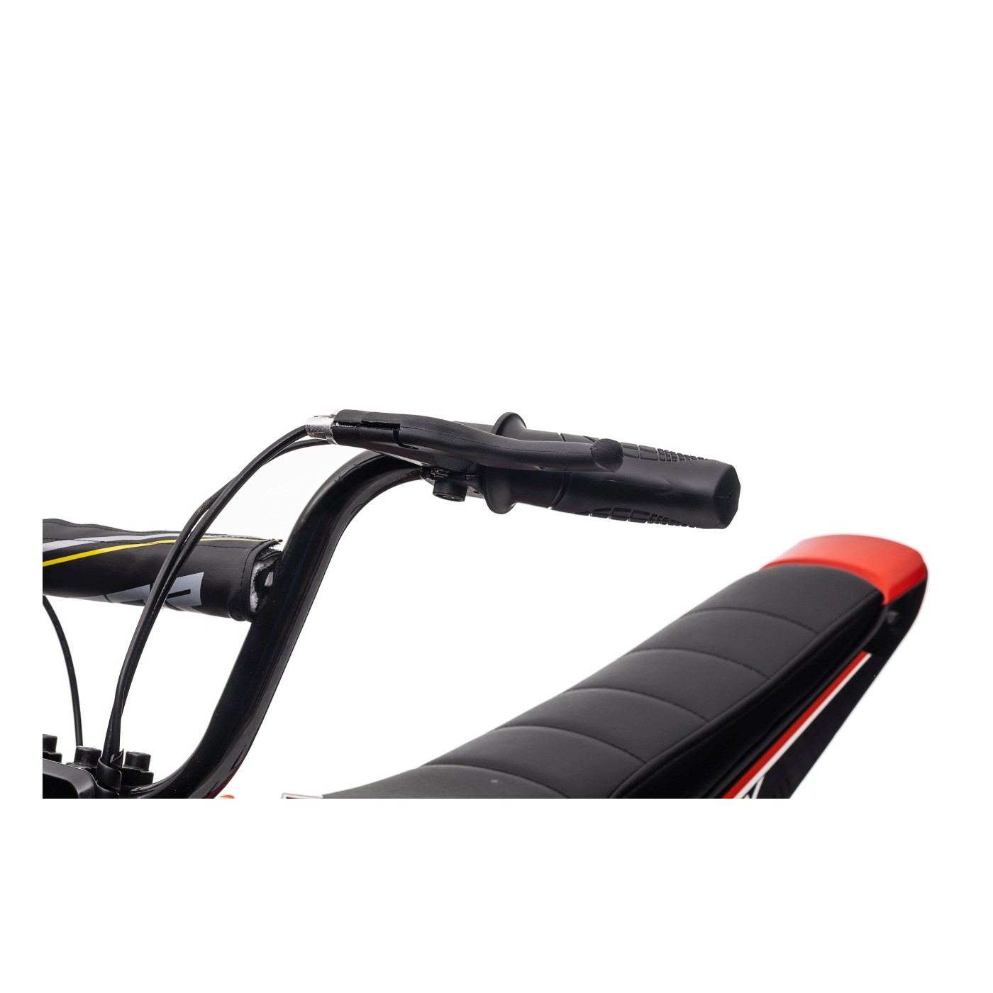 Motor vozidla RZ56 MAX červený