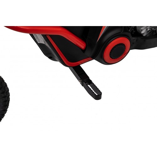 Motor vozidla RZ56 MAX červený