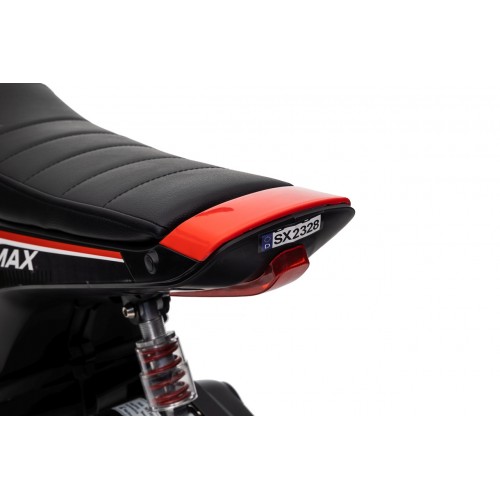 Motor vozidla RZ56 MAX červený