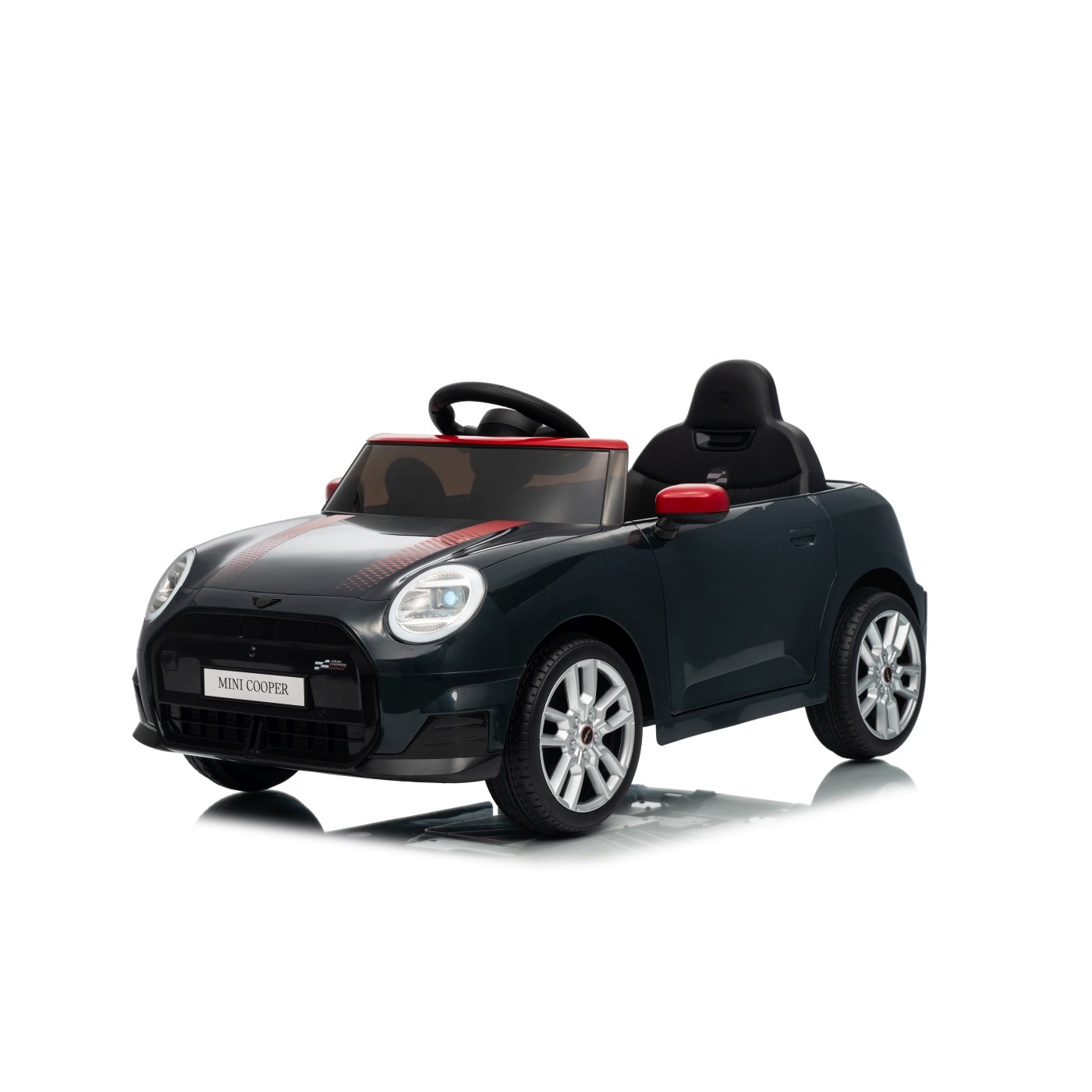Mini Cooper čierne vozidlo