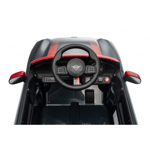 Mini Cooper čierne vozidlo