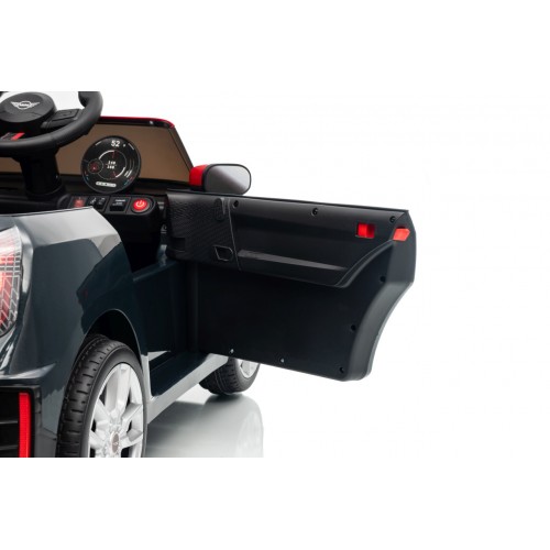 Mini Cooper čierne vozidlo