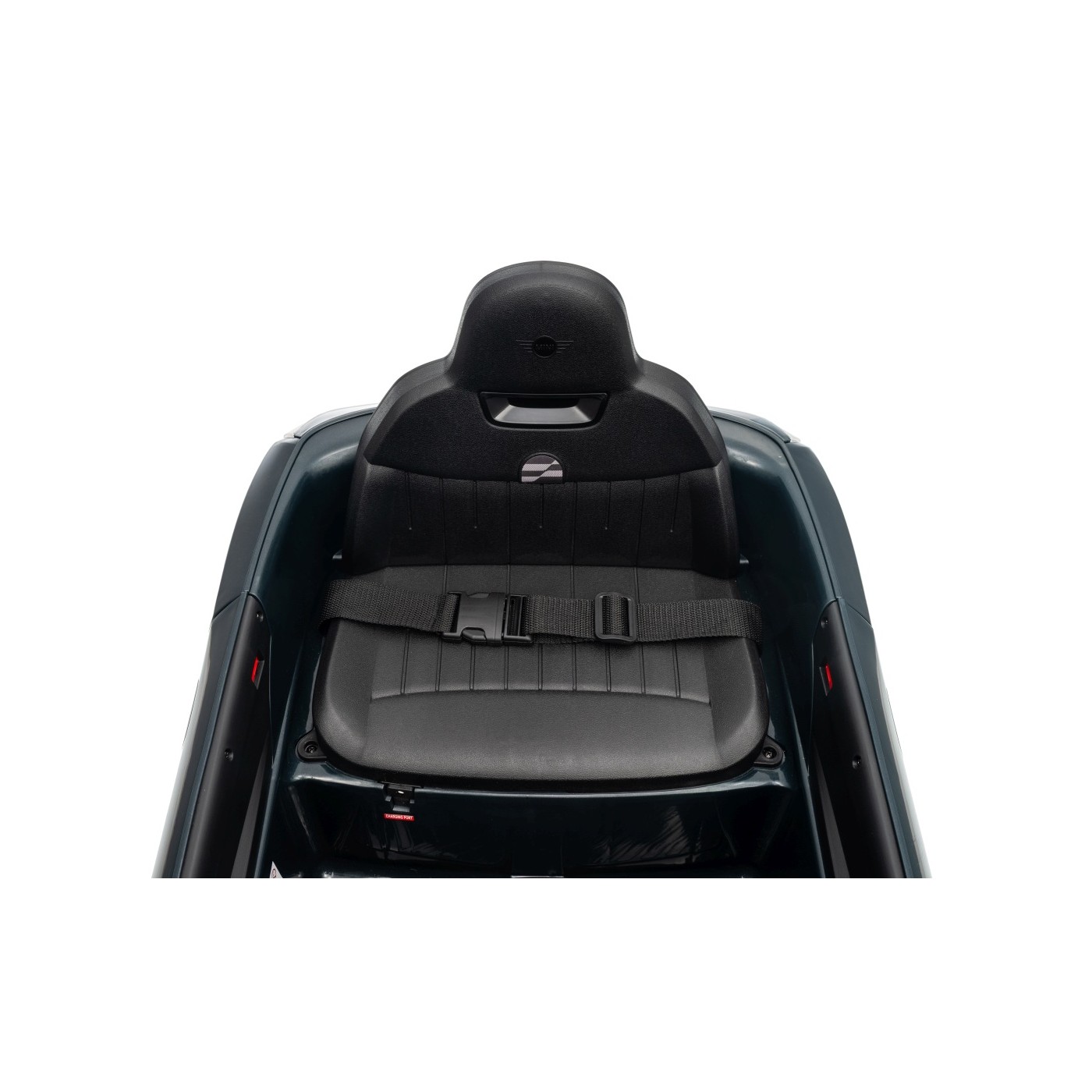 Mini Cooper čierne vozidlo