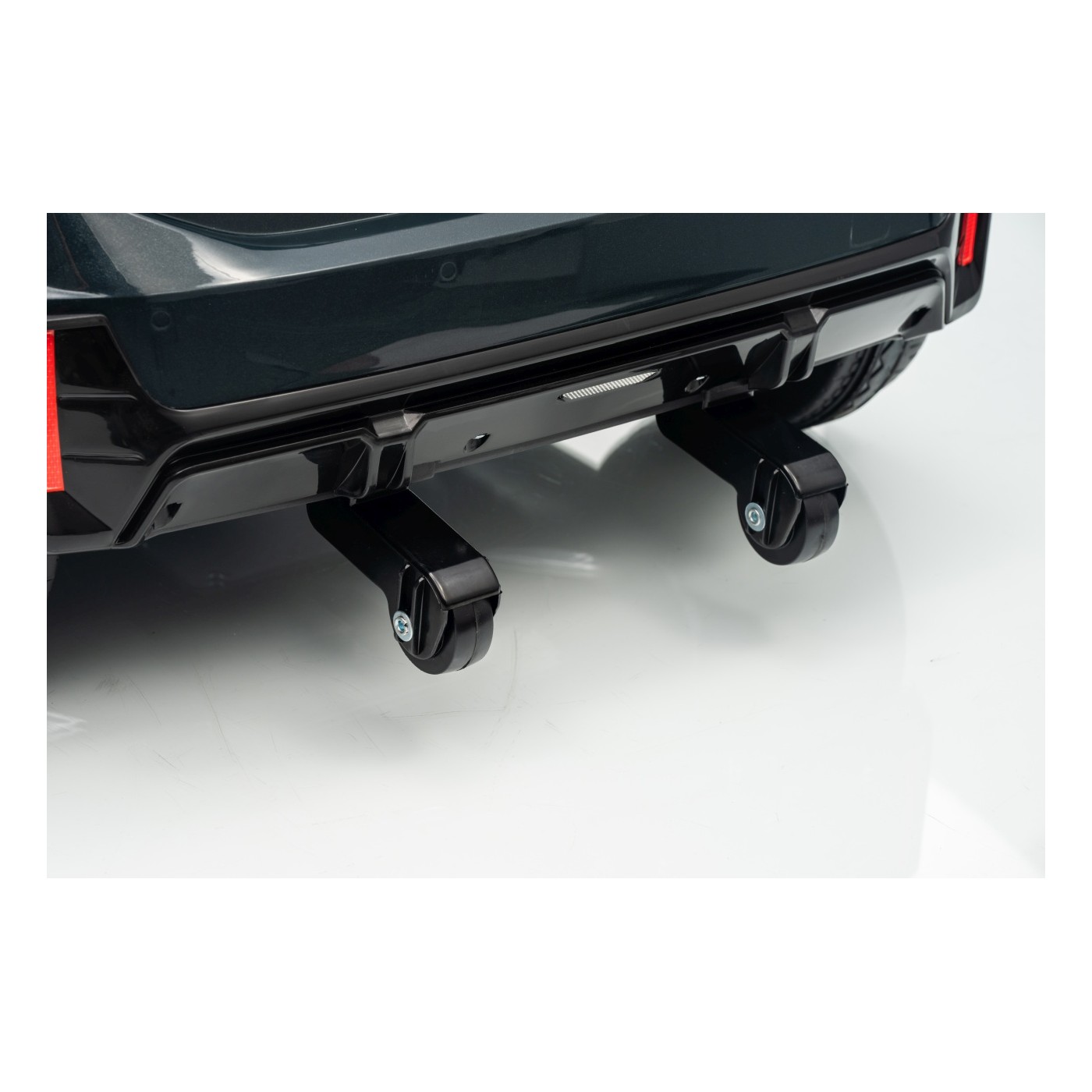 Mini Cooper čierne vozidlo