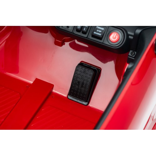 Červené vozidlo Mini Cooper