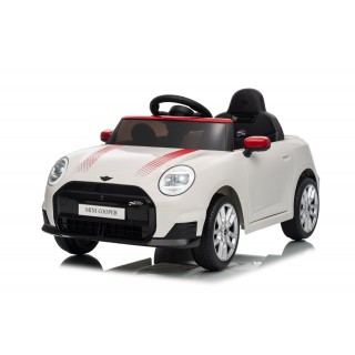 Mini Cooper biele vozidlo