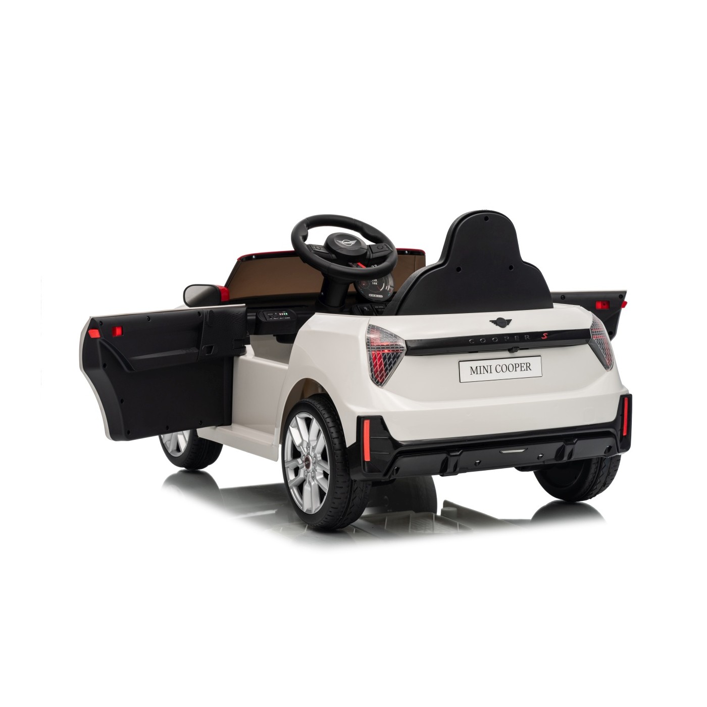 Mini Cooper biele vozidlo