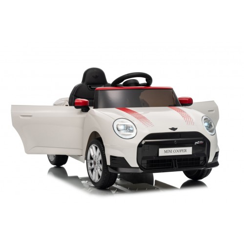 Mini Cooper biele vozidlo