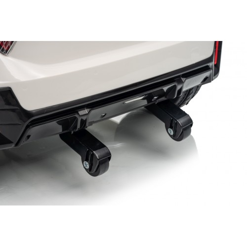 Mini Cooper biele vozidlo