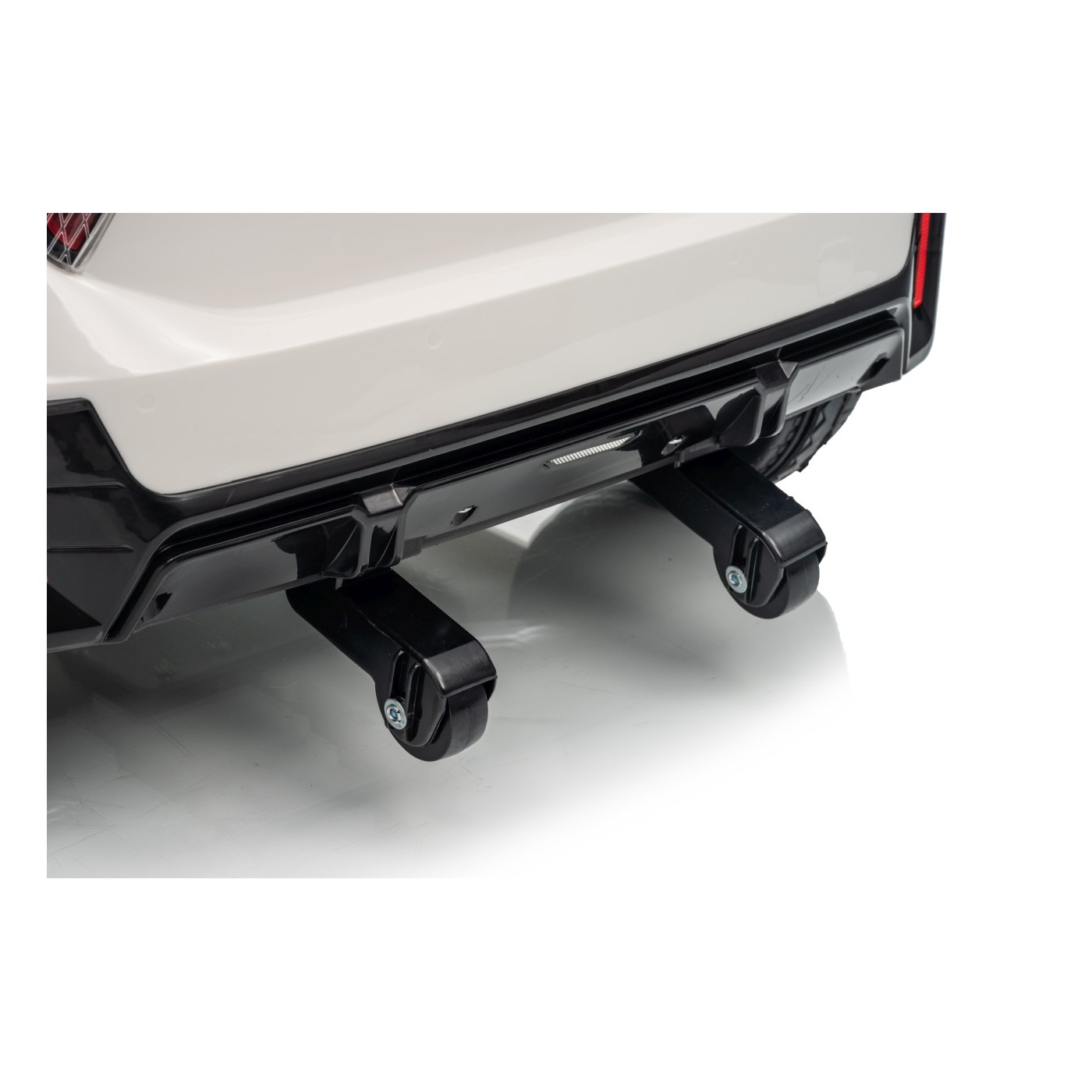 Mini Cooper biele vozidlo