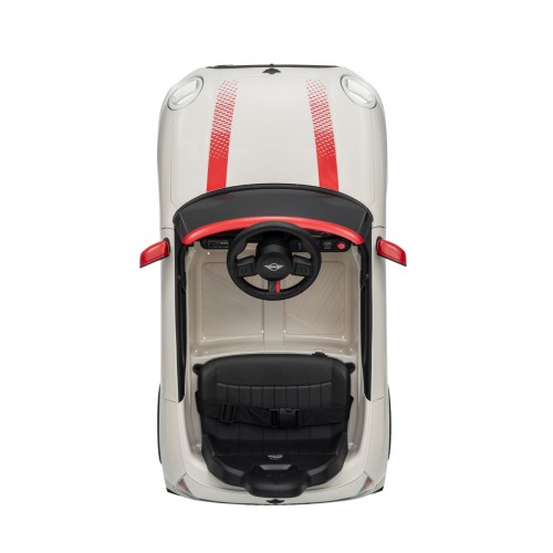 Mini Cooper biele vozidlo