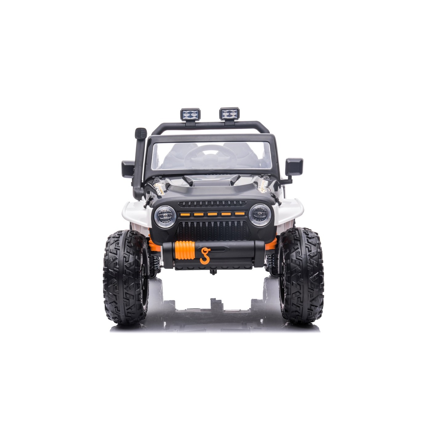 Biele vozidlo Jeep Monster