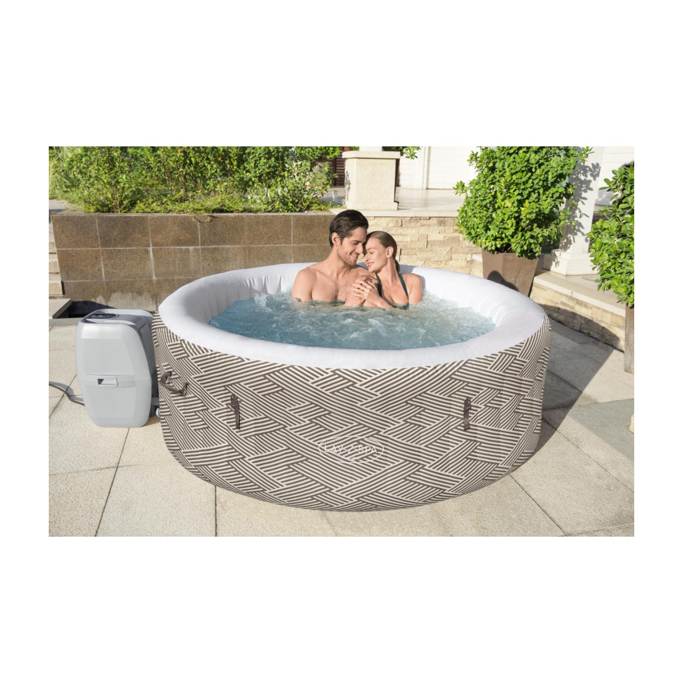 Madrid Lay-Z-Spa Vírivka do záhrady BESTWAY 4-os.+ Čerpadlo s filtrom + Kryt