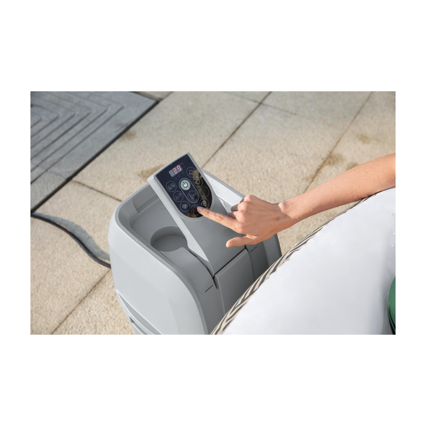 Madrid Lay-Z-Spa Vírivka do záhrady BESTWAY 4-os.+ Čerpadlo s filtrom + Kryt