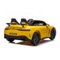 Vozidlo Mercedes Benz GT63 AMG žlté