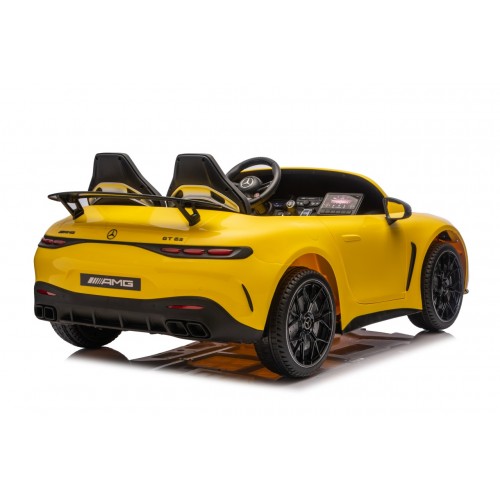 Vozidlo Mercedes Benz GT63 AMG žlté