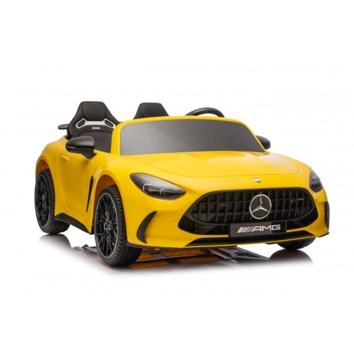 Vozidlo Mercedes Benz GT63 AMG žlté