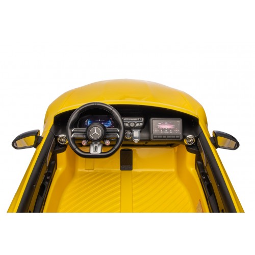 Vozidlo Mercedes Benz GT63 AMG žlté