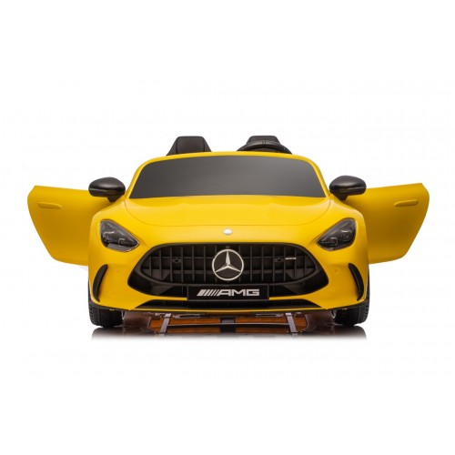 Vozidlo Mercedes Benz GT63 AMG žlté