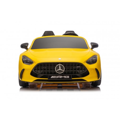 Vozidlo Mercedes Benz GT63 AMG žlté