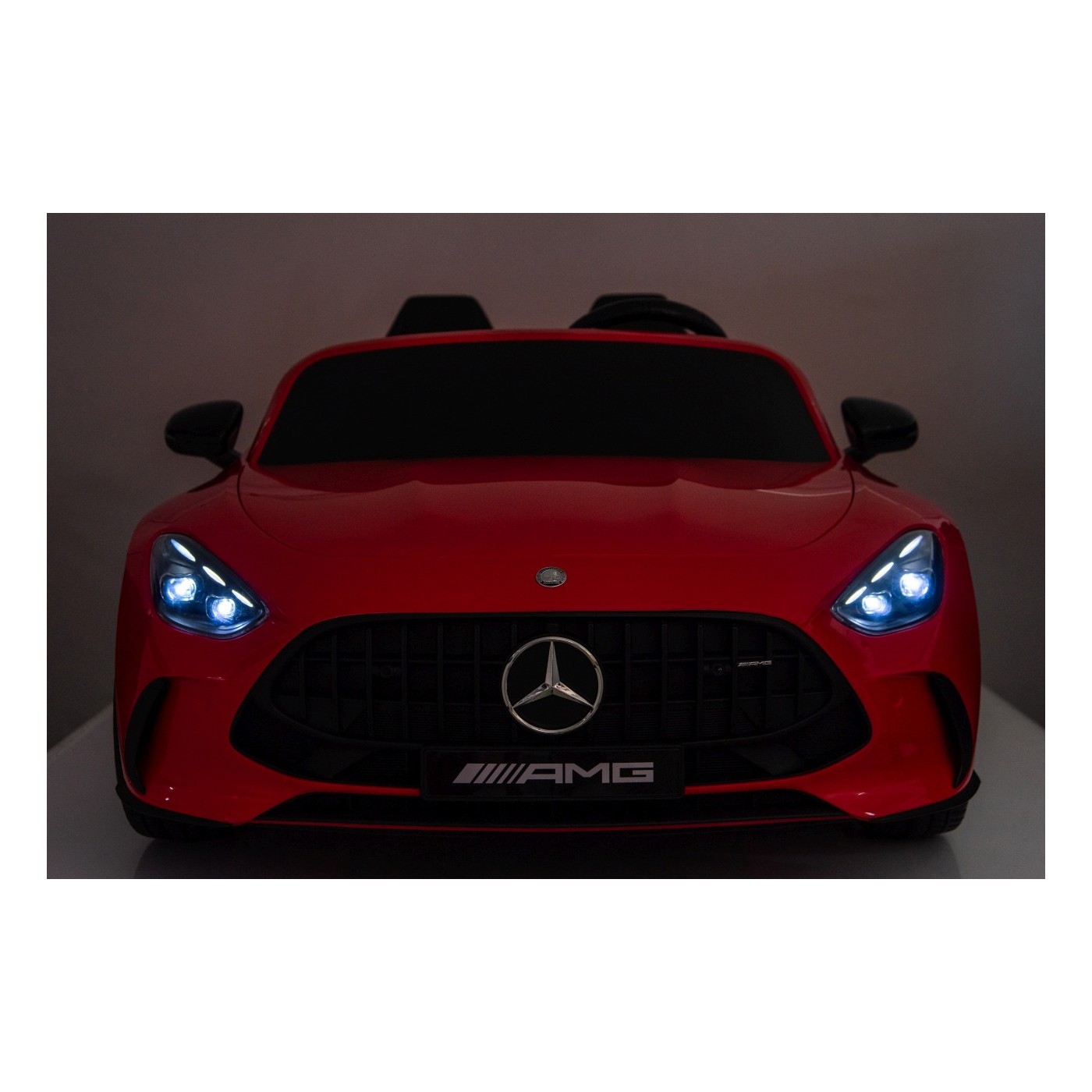Vozidlo Mercedes Benz GT63 AMG Červené