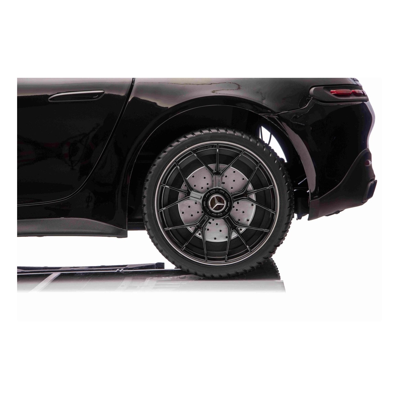 Vozidlo Mercedes Benz GT63 AMG čierne