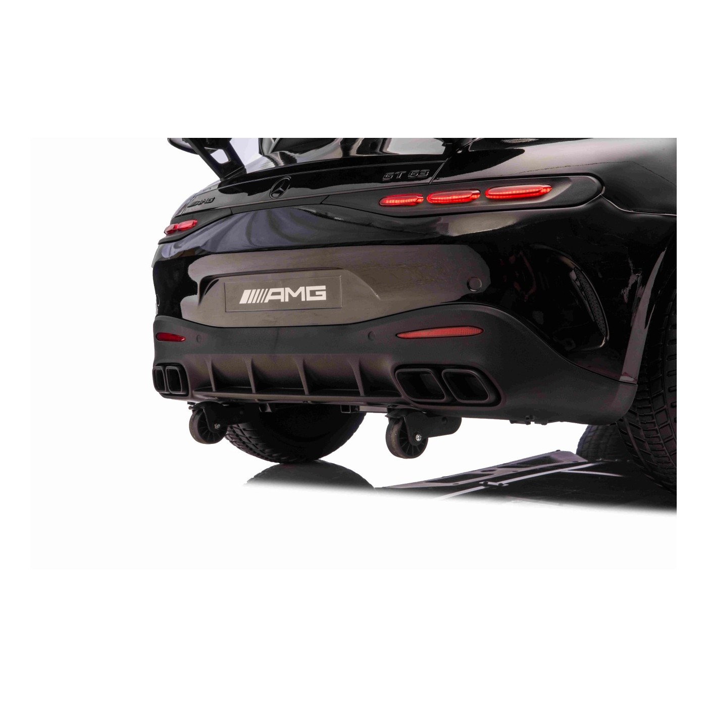 Vozidlo Mercedes Benz GT63 AMG čierne