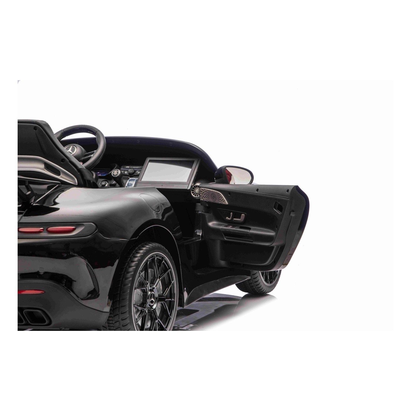 Vozidlo Mercedes Benz GT63 AMG čierne