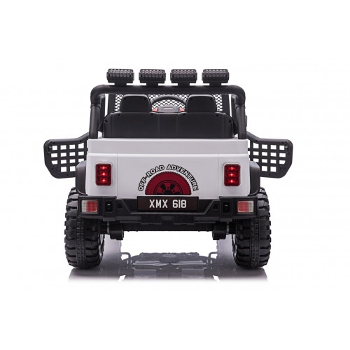 Jeep BEAST 4x4 biele vozidlo