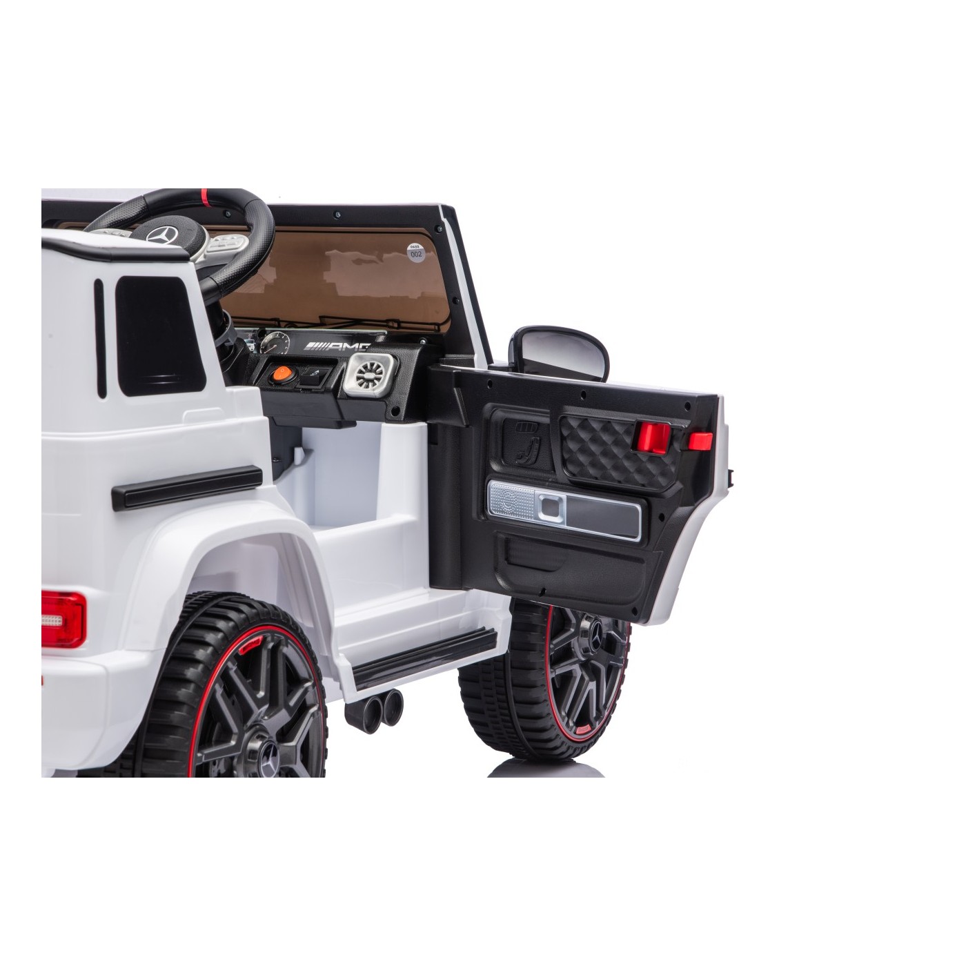 Vozidlo Mercedes G63 AMG LIFT biela