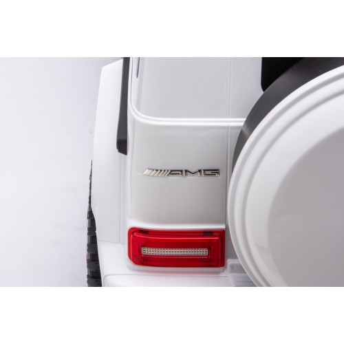 Vozidlo Mercedes G63 AMG LIFT biela