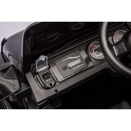 Jeep Wrangler Rubicon LIFT čierne vozidlo