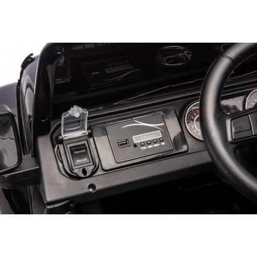 Jeep Wrangler Rubicon LIFT čierne vozidlo