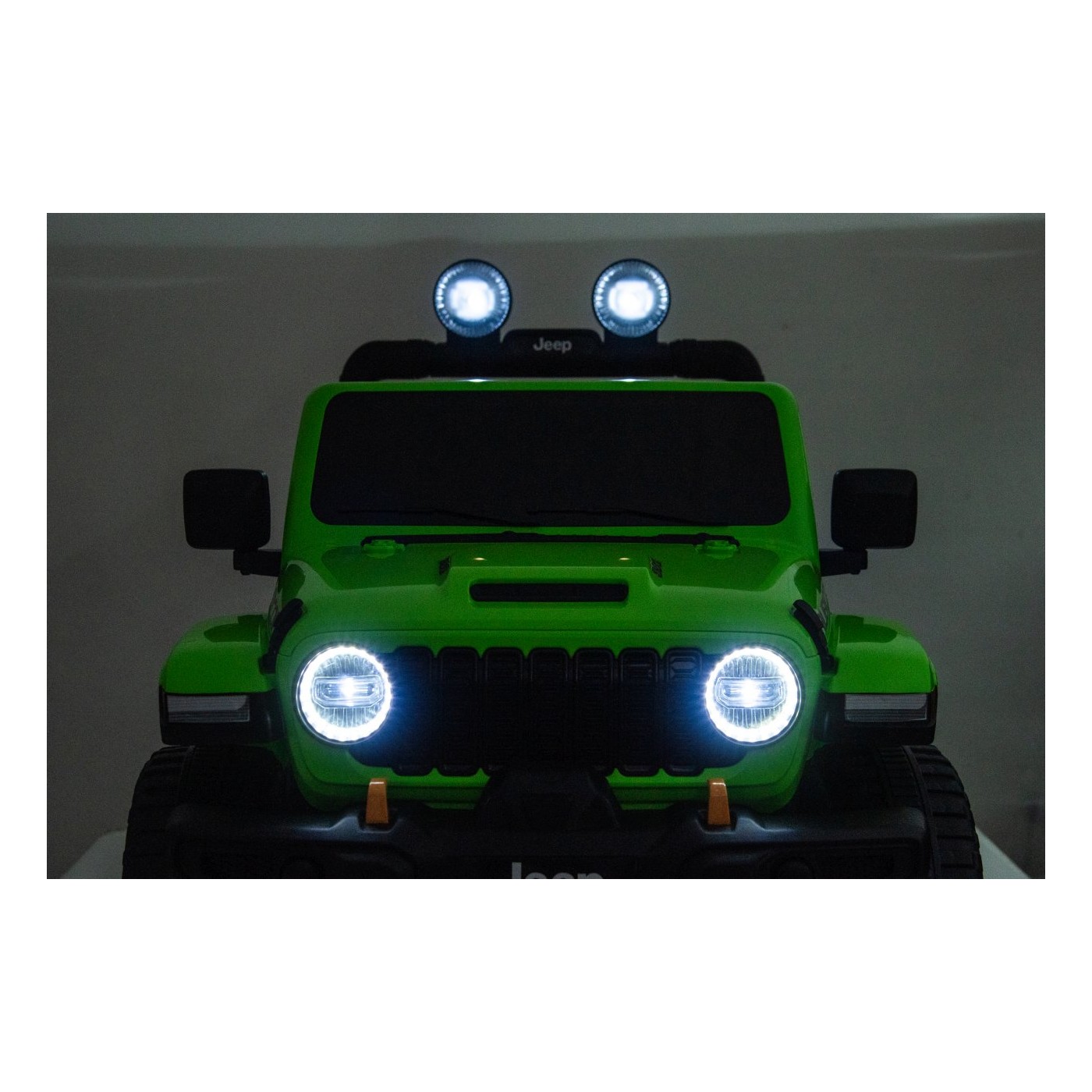 Jeep Wrangler Rubicon LIFT Zelené vozidlo