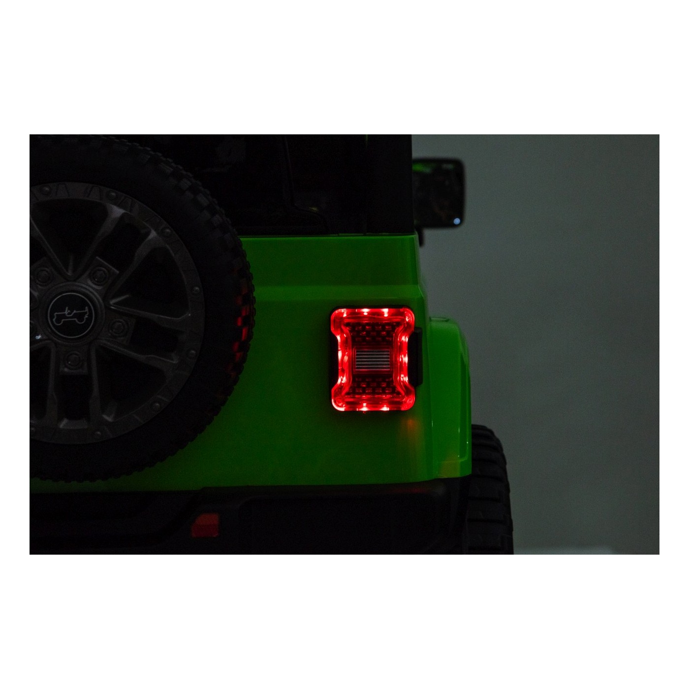 Jeep Wrangler Rubicon LIFT Zelené vozidlo