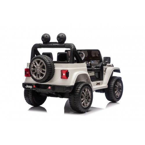 Jeep Wrangler Rubicon LIFT biele vozidlo