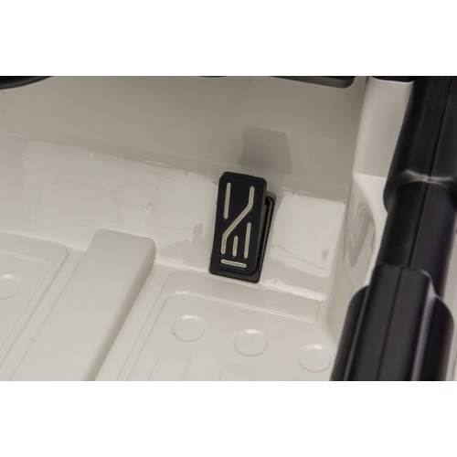 Jeep Wrangler Rubicon LIFT biele vozidlo