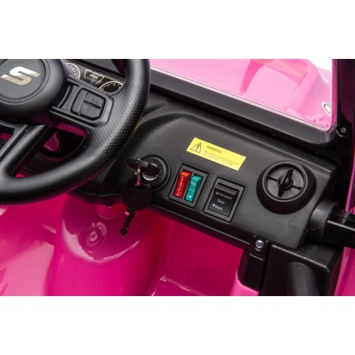 Ružové vozidlo Jeep Monster