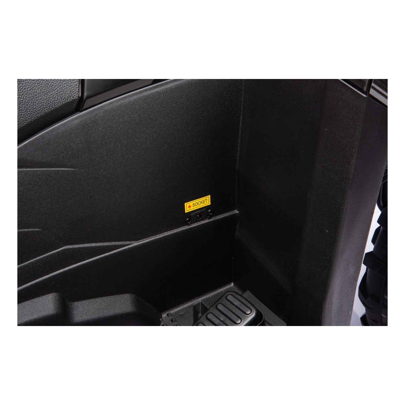 Štvorkolka 4x4 ATV WOLF  čierna