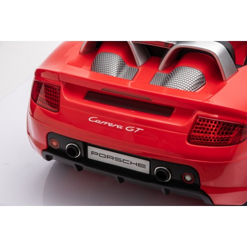 Vozidlo Porsche 911 Carrera Red