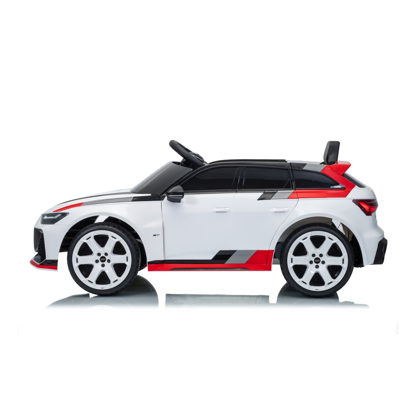 Vozidlo Audi RS6 Avant GT bielej farby