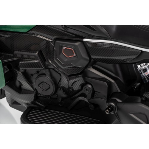 Motor vozidla Ducati Diavel x Bentley Green