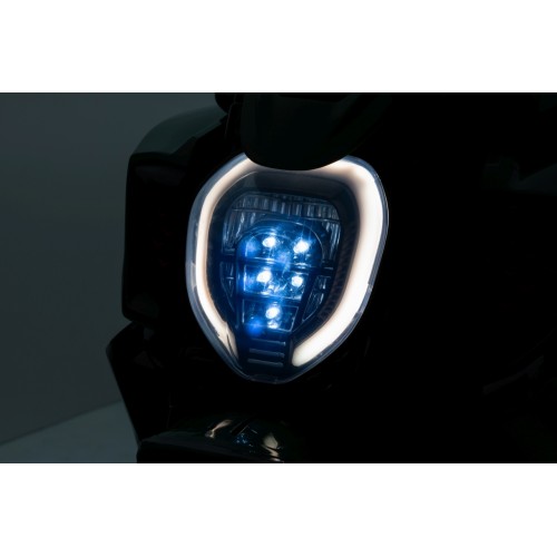 Motor vozidla Ducati Diavel x Bentley Green