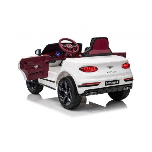 Bentley Bentayga S biele vozidlo