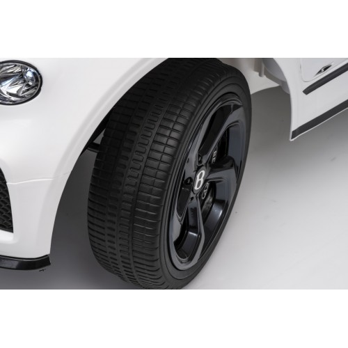 Bentley Bentayga S biele vozidlo