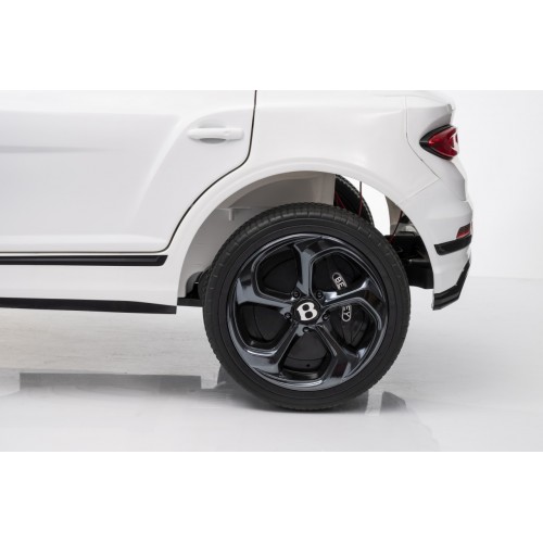 Bentley Bentayga S biele vozidlo