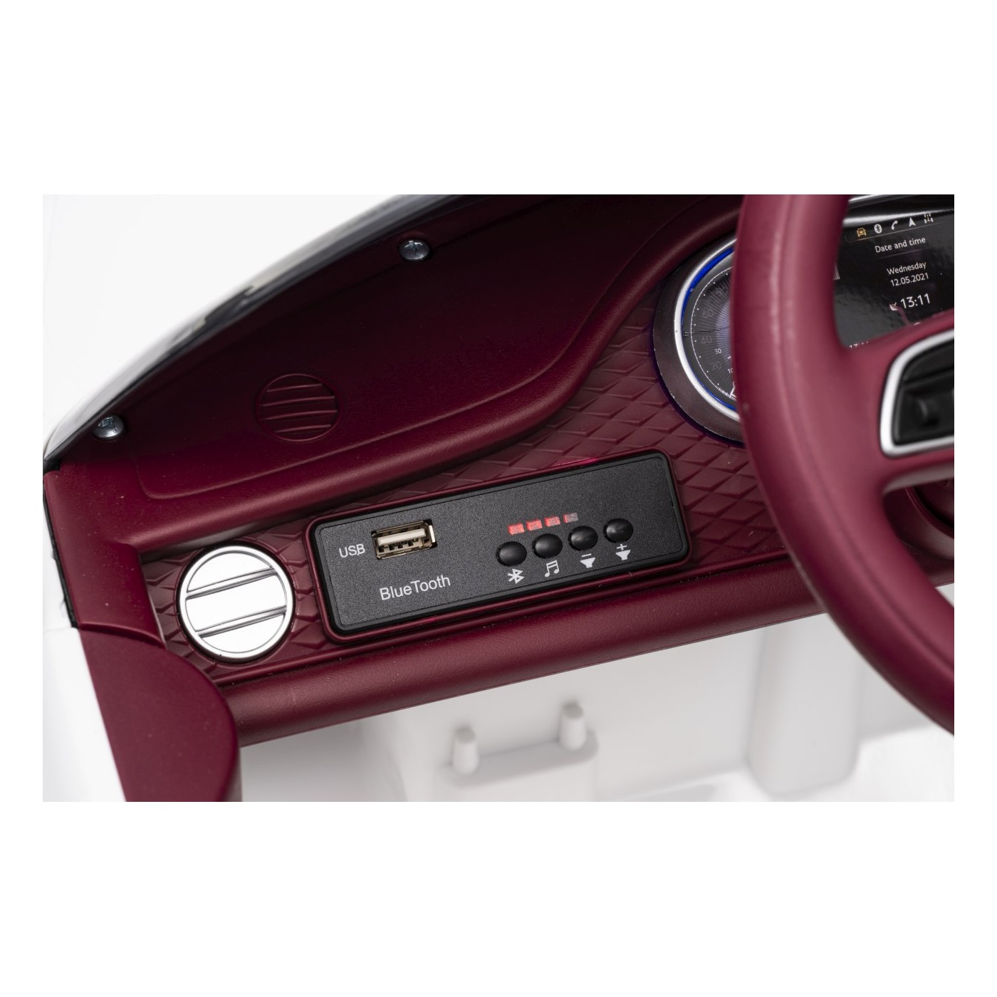 Bentley Bentayga S biele vozidlo