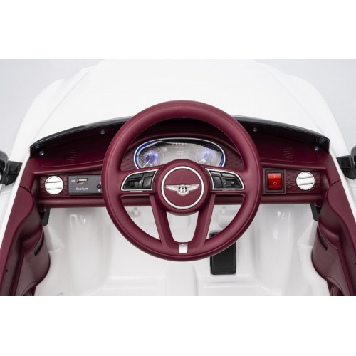 Bentley Bentayga S biele vozidlo