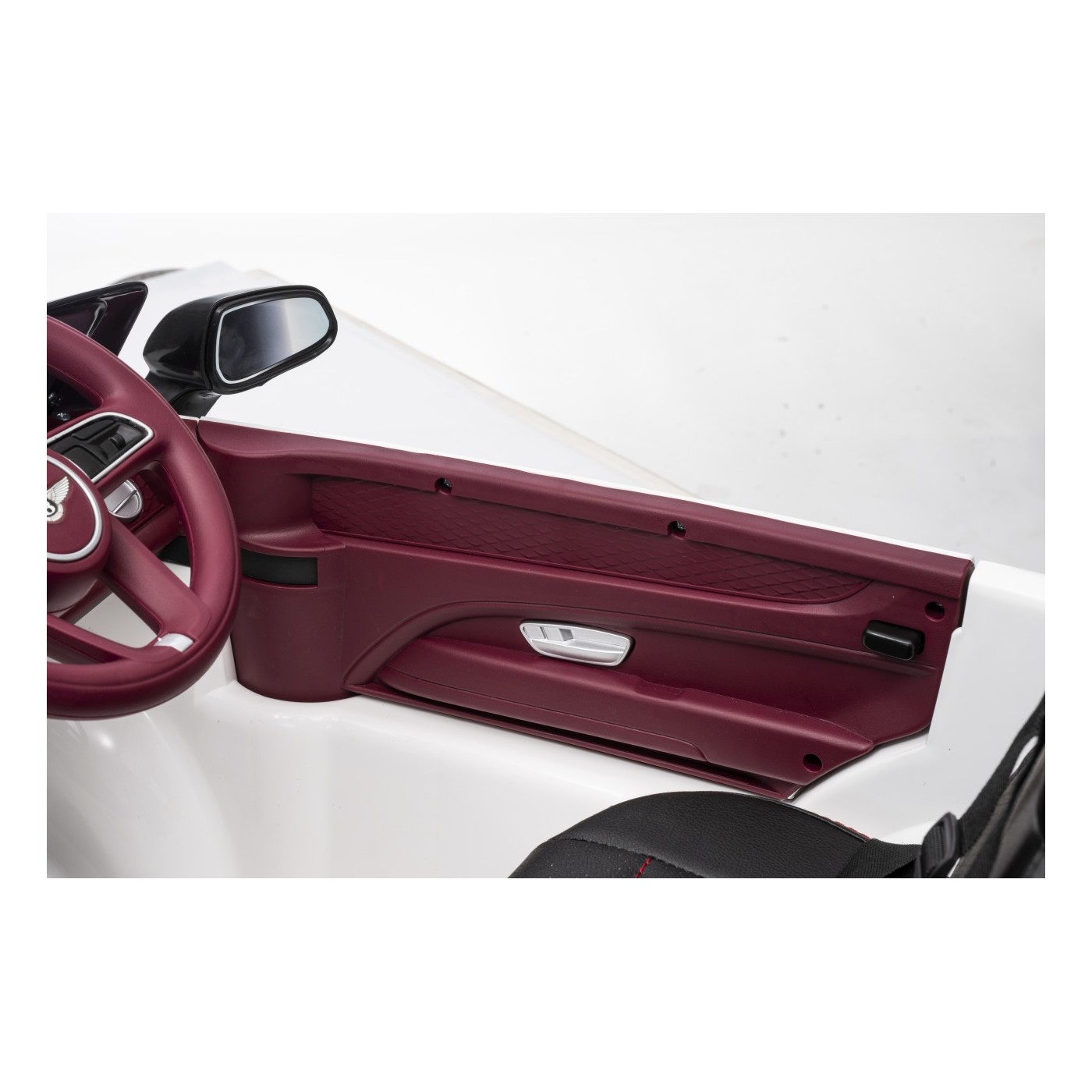 Bentley Bentayga S biele vozidlo