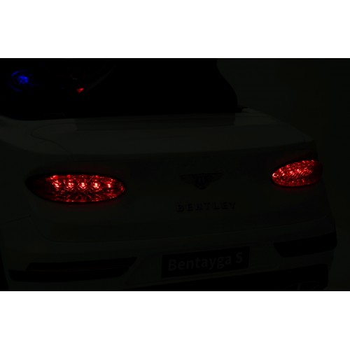 Bentley Bentayga S biele vozidlo